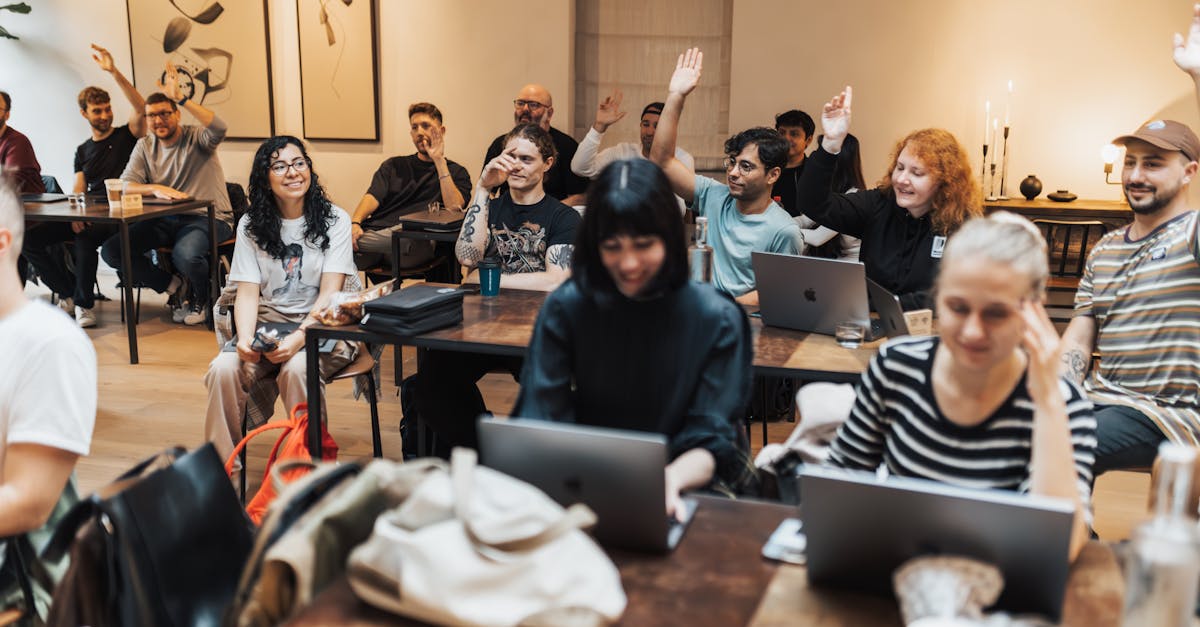 平安通信实名账号：青春草app 详情下载教程