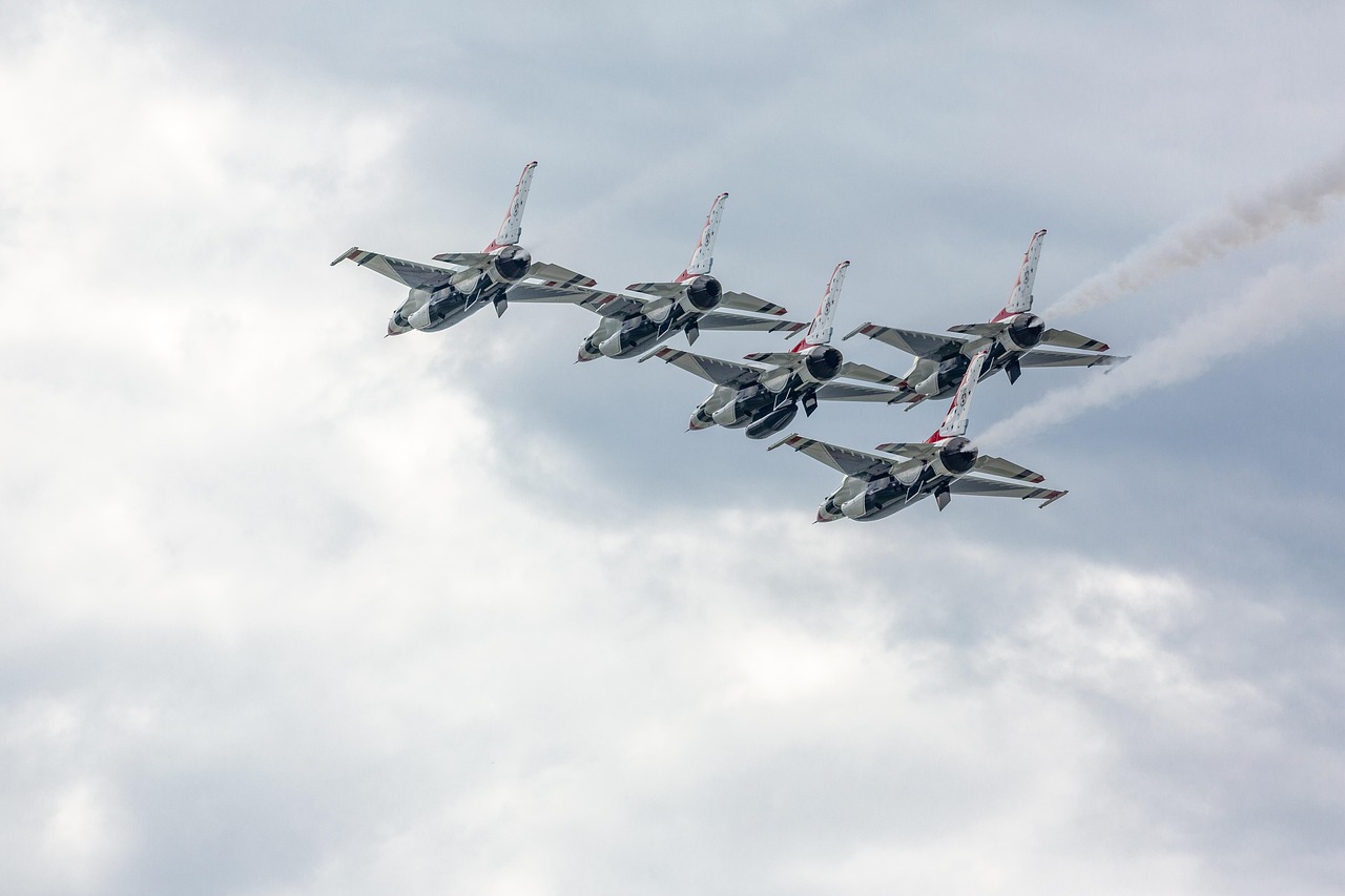 胡莱三国3:卡丁车购买衣服平台