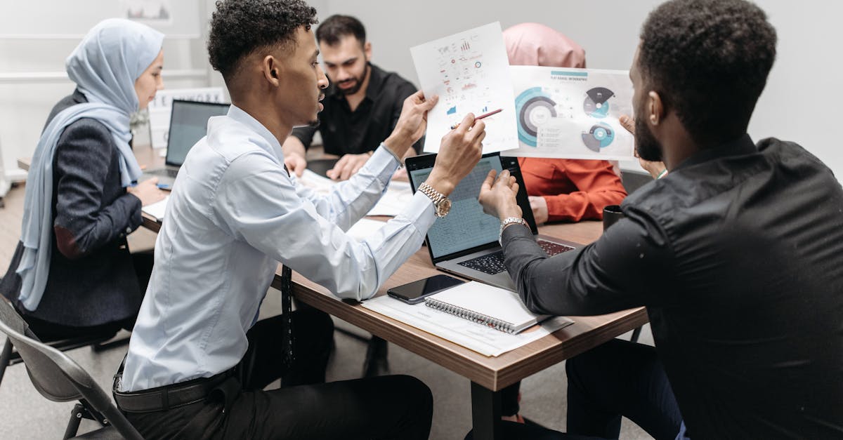 QQ炫舞手游：app 详情下载教程页面模板